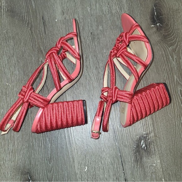 Cabi Tiptoe Braided Red Strappy Open Toe Stacked Heel Sandal 9 - Picture 3 of 9